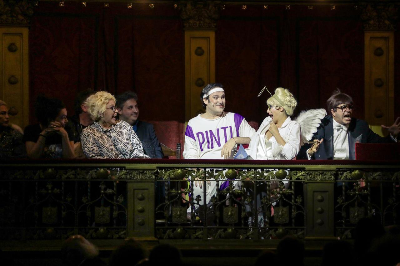 @REVISTA: CARMEN BARBIERI VISITÓ EL SHOW DE «LA REVISTA DEL CERVANTES», PUESTA EN ESCENA EN EL TEATRO NACIONAL CERVANTES DE LA CIUDAD DE BUENOS AIRES.